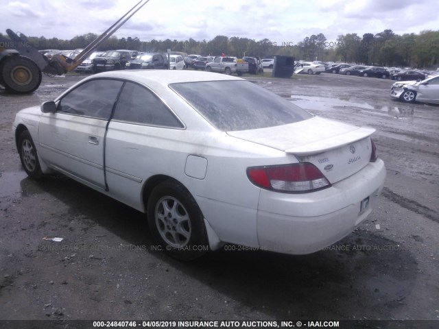 2T1CG22PX1C460921 - 2001 TOYOTA CAMRY SOLARA SE WHITE photo 3