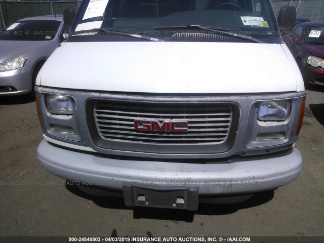 1GTGG25W2X1160016 - 1999 GMC SAVANA G2500 WHITE photo 6