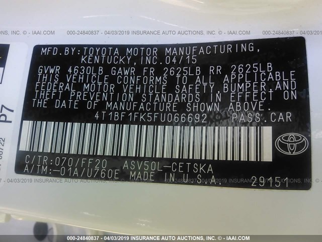 4T1BF1FK5FU066692 - 2015 TOYOTA CAMRY LE/XLE/SE/XSE WHITE photo 9