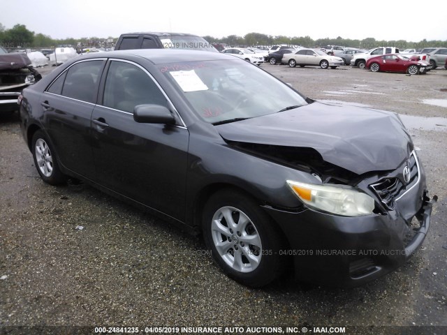 4T4BF3EK8BR156853 - 2011 TOYOTA CAMRY SE/LE/XLE GRAY photo 1