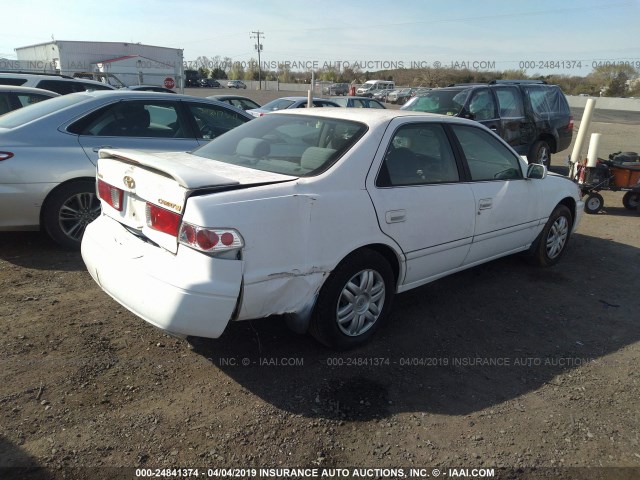 4T1BG22K7YU755435 - 2000 TOYOTA CAMRY CE/LE/XLE WHITE photo 4