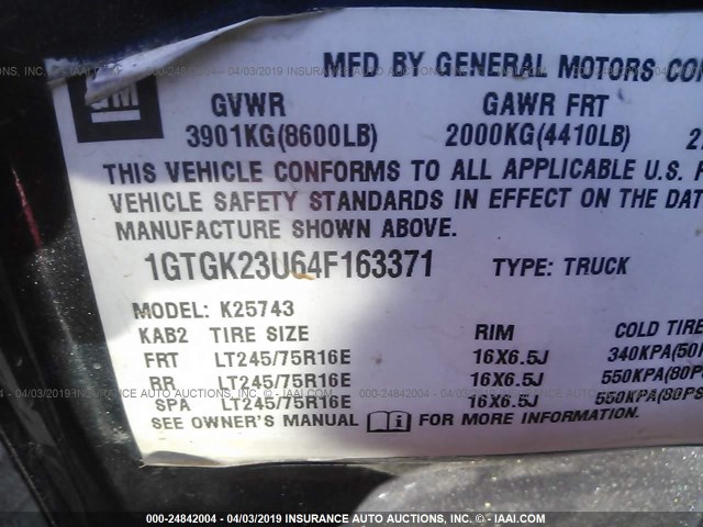 1GTGK23U64F163371 - 2004 GMC SIERRA K2500 CREW CAB GRAY photo 9