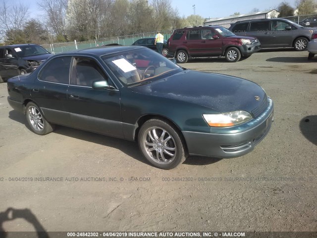 JT8BF12G8T0154708 - 1996 LEXUS ES 300 GREEN photo 1