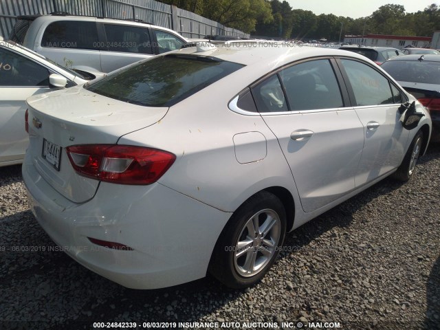 1G1BE5SM0H7111733 - 2017 CHEVROLET CRUZE LT WHITE photo 4