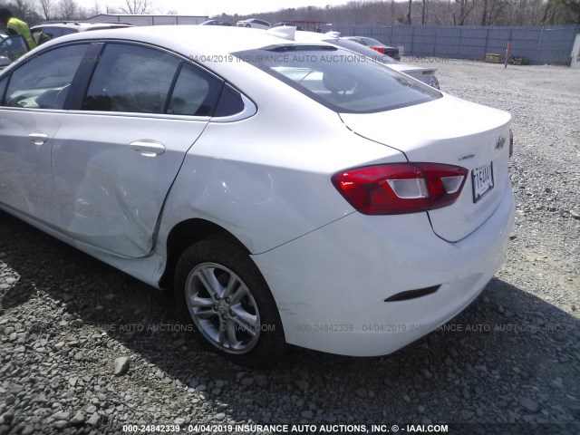 1G1BE5SM0H7111733 - 2017 CHEVROLET CRUZE LT WHITE photo 6
