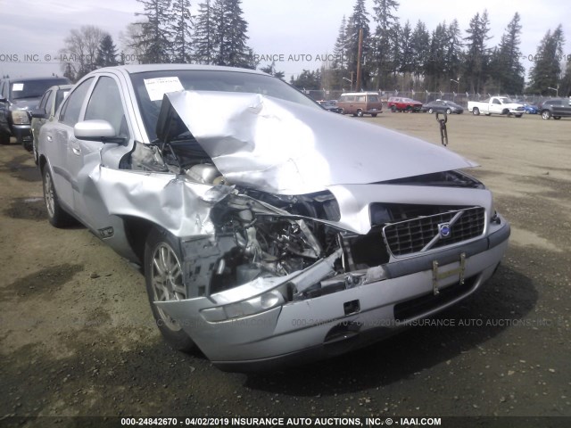 YV1RS61T642330825 - 2004 VOLVO S60 SILVER photo 1