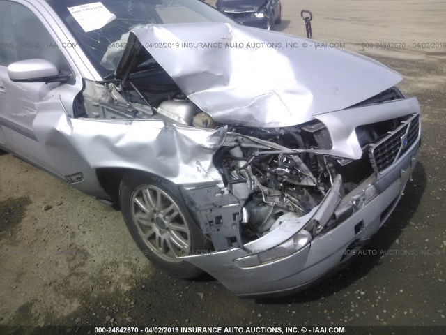 YV1RS61T642330825 - 2004 VOLVO S60 SILVER photo 6