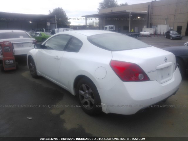 1N4AL24E98C153117 - 2008 NISSAN ALTIMA 2.5S WHITE photo 3