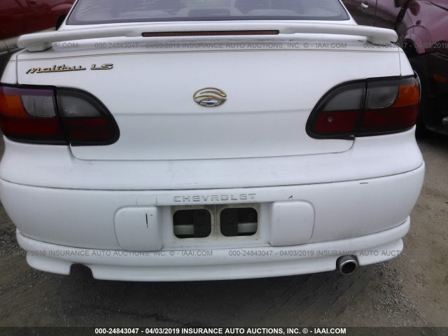 1G1NE52M7W6197106 - 1998 CHEVROLET MALIBU LS WHITE photo 6