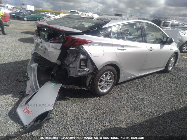 JTDKARFP9H3002967 - 2017 TOYOTA PRIUS PRIME  银色 照片 4