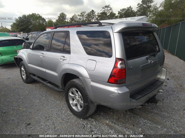 JTEZU14R580101441 - 2008 TOYOTA 4RUNNER SR5/SPORT SILVER photo 3