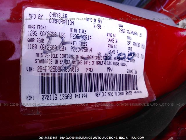 2B4FP25B9WR854010 - 1998 DODGE CARAVAN RED photo 9