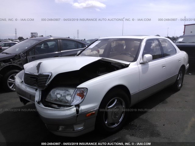 JT8BH28F7X0162576 - 1999 LEXUS LS 400 WHITE photo 2