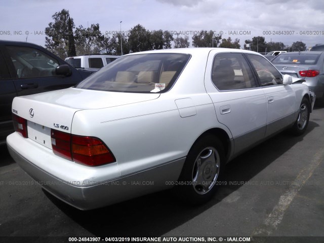 JT8BH28F7X0162576 - 1999 LEXUS LS 400 WHITE photo 4