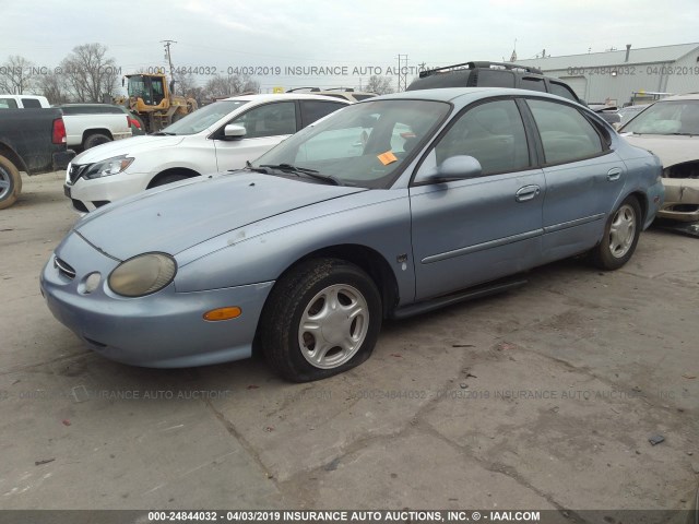 1FAFP52S9WG217957 - 1998 FORD TAURUS LX/SE BLUE photo 2