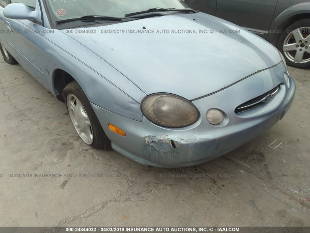 1FAFP52S9WG217957 - 1998 FORD TAURUS LX/SE BLUE photo 6