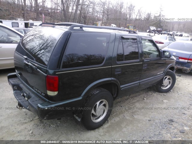 1GNDT13X93K166587 - 2003 CHEVROLET BLAZER GREEN photo 4