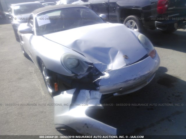 WP0CA2982XU623637 - 1999 PORSCHE BOXSTER SILVER photo 6