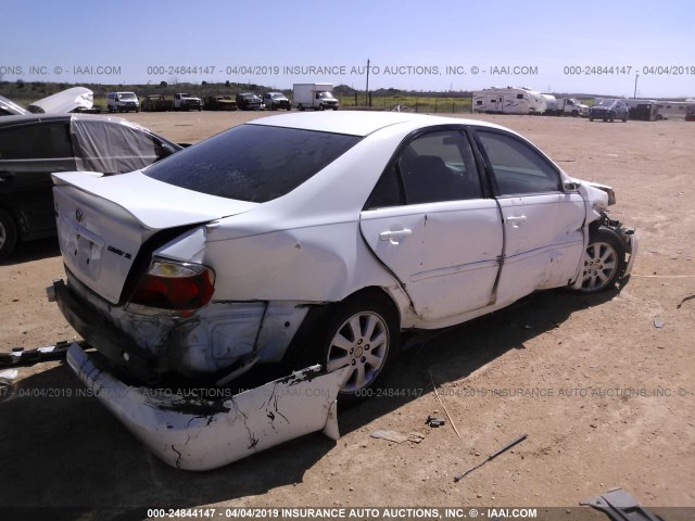 4T1BE32K95U582279 - 2005 TOYOTA CAMRY LE/XLE/SE WHITE photo 4