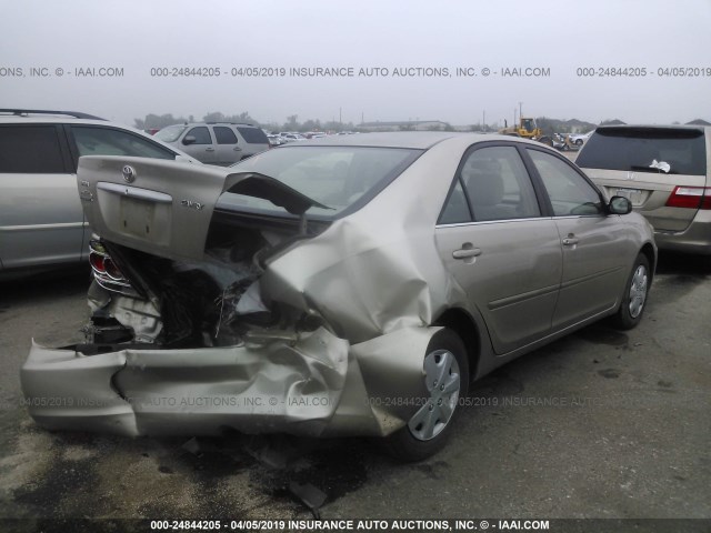 JTDBE32K763054980 - 2006 TOYOTA CAMRY LE/XLE GOLD photo 4