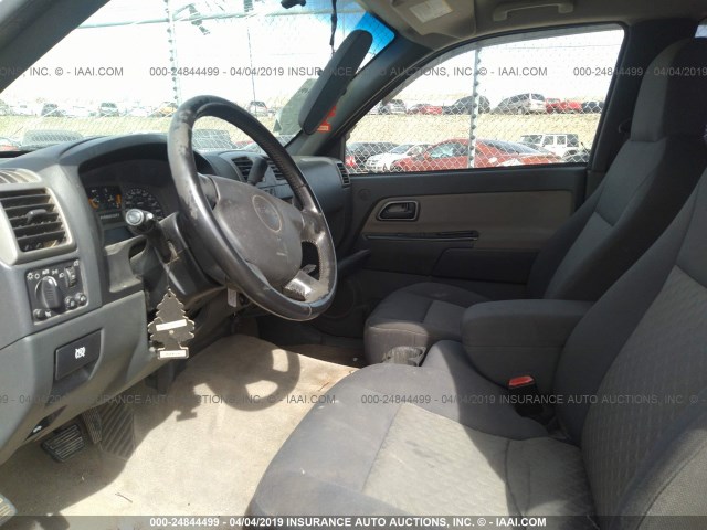 1GTDT136658151450 - 2005 GMC CANYON SILVER photo 5