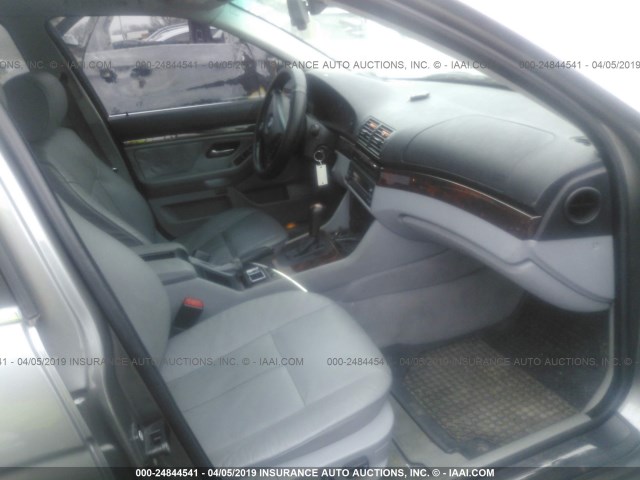 WBADT63413CK41138 - 2003 BMW 530 I AUTOMATIC GRAY photo 5