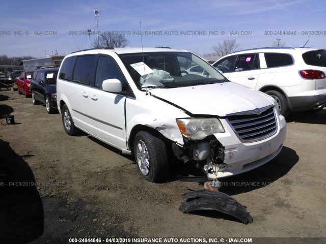 2A4RR5D19AR308847 - 2010 CHRYSLER TOWN & COUNTRY TOURING WHITE photo 1