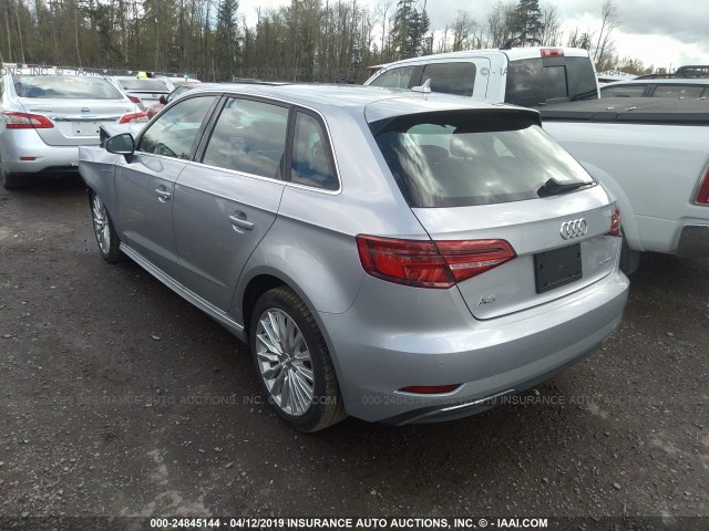 WAUSPBFFXHA103554 - 2017 AUDI A3 E-TRON PRESTIGE SILVER photo 3