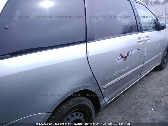 5TDZA23C66S522692 - 2006 TOYOTA SIENNA CE/LE SILVER photo 6