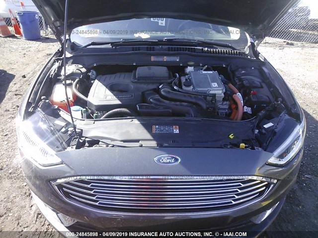 3FA6P0RU6HR323207 - 2017 FORD FUSION TITANIUM HEV GRAY photo 10