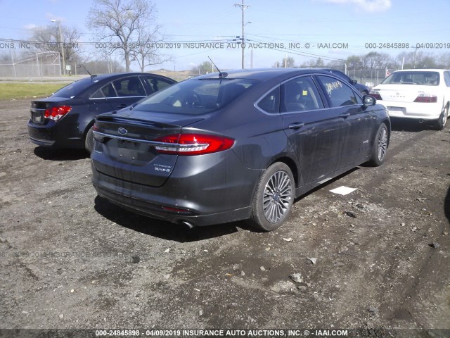 3FA6P0RU6HR323207 - 2017 FORD FUSION TITANIUM HEV GRAY photo 4