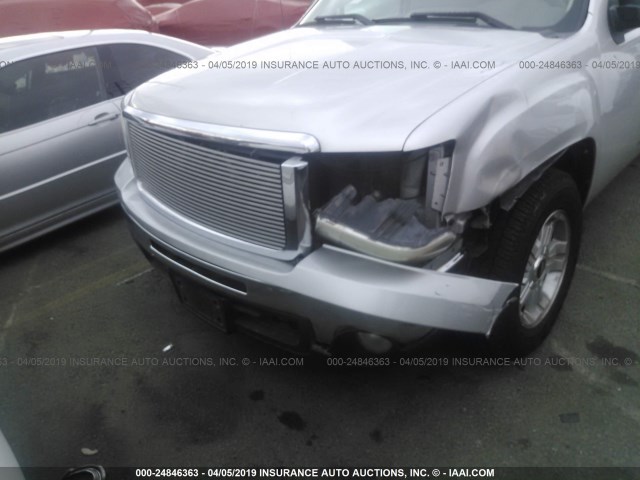 3GTP1VE00BG138508 - 2011 GMC SIERRA C1500 SLE SILVER photo 6