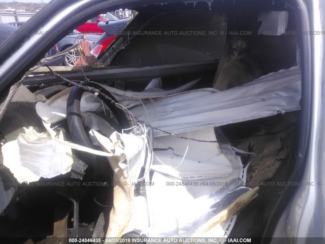 1N6DD26S51C338730 - 2001 NISSAN FRONTIER KING CAB XE GRAY photo 5