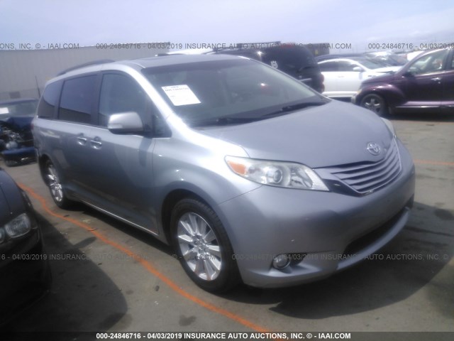 5TDYK3DCXDS397626 - 2013 TOYOTA SIENNA XLE/LIMITED SILVER photo 1