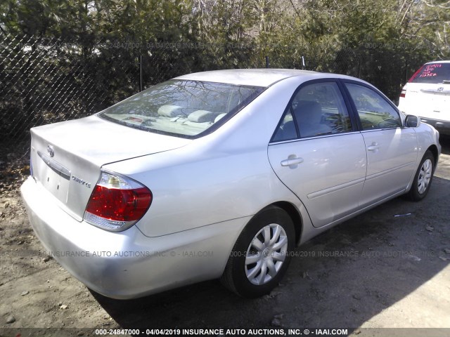 4T1BE30K05U626396 - 2005 TOYOTA CAMRY LE/XLE/SE GRAY photo 4