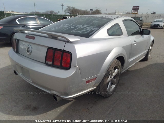 1ZVHT82H595141266 - 2009 FORD MUSTANG GT SILVER photo 4