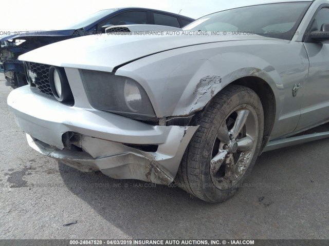 1ZVHT82H595141266 - 2009 FORD MUSTANG GT SILVER photo 6