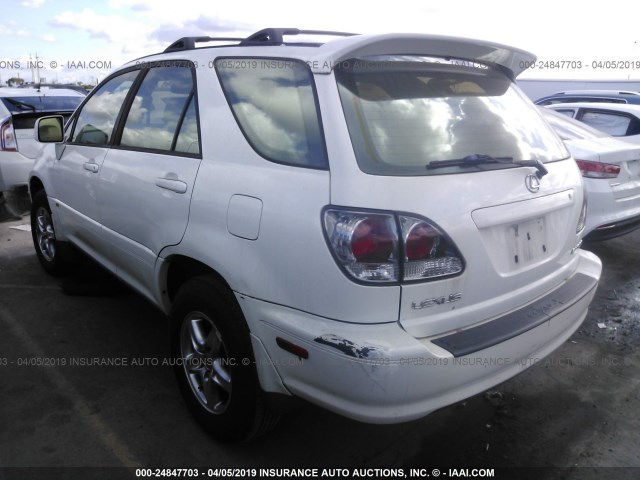 JTJGF10U020144766 - 2002 LEXUS RX 300 WHITE photo 3