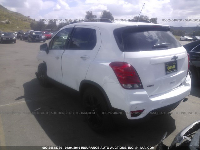 3GNCJLSB7JL281543 - 2018 CHEVROLET TRAX 1LT WHITE photo 3