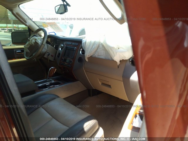 1FMFU17548LA00613 - 2008 FORD EXPEDITION EDDIE BAUER BROWN photo 5