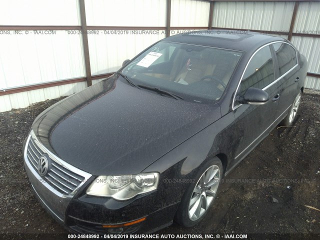 WVWCU73C58E170742 - 2008 VOLKSWAGEN PASSAT VR6 BLACK photo 2