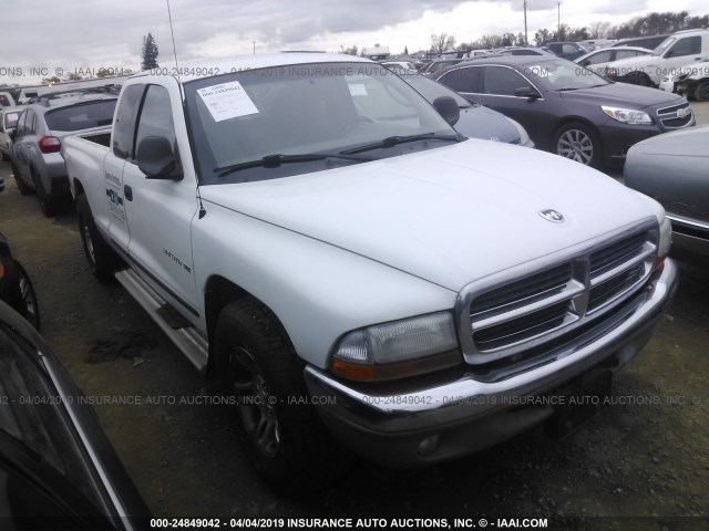 1B7GL22NX1S136104 - 2001 DODGE DAKOTA WHITE photo 1