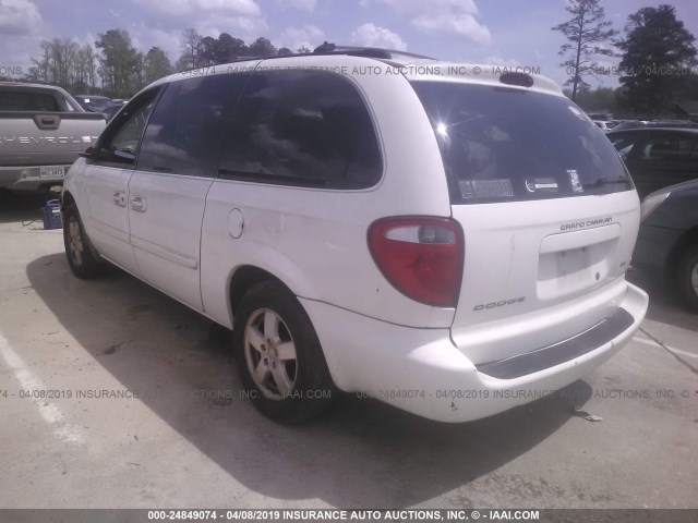 2D4GP44L66R631066 - 2006 DODGE GRAND CARAVAN SXT WHITE photo 3