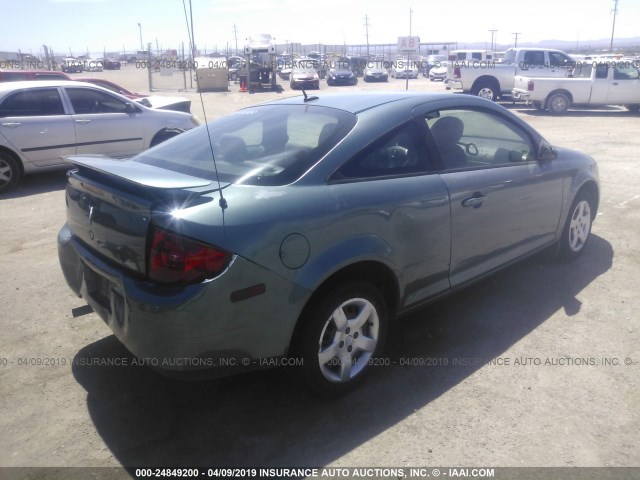 1G2AS18H297141188 - 2009 PONTIAC G5 GREEN photo 4