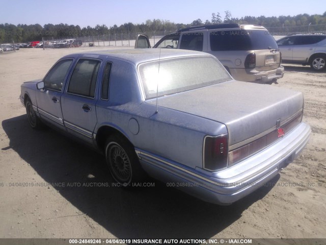 1LNLM81W8RY774431 - 1994 LINCOLN TOWN CAR EXECUTIVE BLUE photo 3