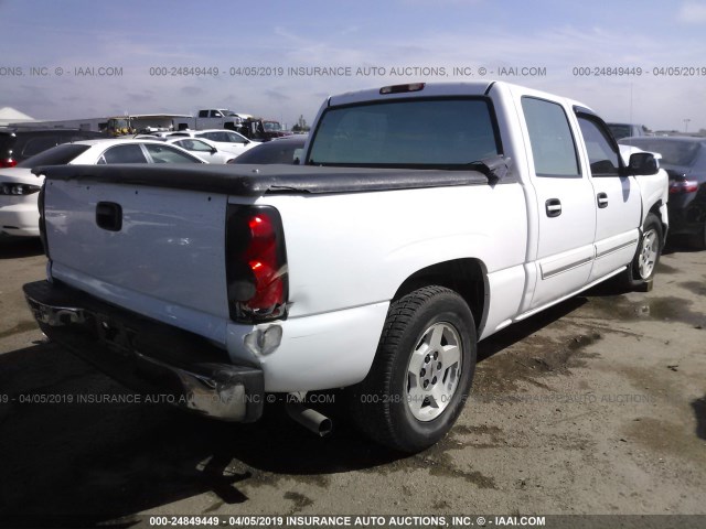 2GCEC13V461295496 - 2006 CHEVROLET SILVERADO C1500 WHITE photo 4