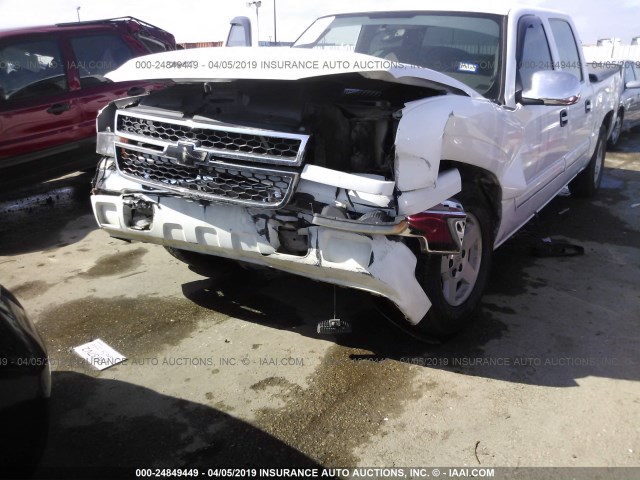 2GCEC13V461295496 - 2006 CHEVROLET SILVERADO C1500 WHITE photo 6