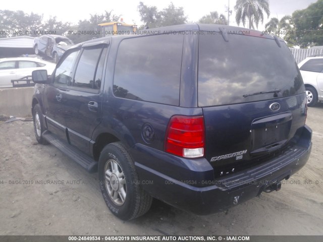 1FMRU15W03LB86913 - 2003 FORD EXPEDITION XLT BLUE photo 3