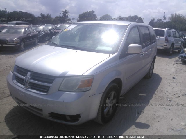 1D8HN54P88B163912 - 2008 DODGE GRAND CARAVAN SXT SILVER photo 2