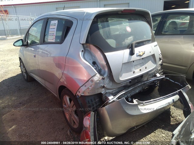 KL8CD6S93FC760925 - 2015 CHEVROLET SPARK 1LT SILVER photo 3